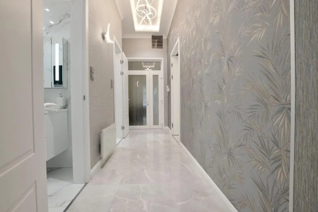 Premium Apartment By Hi5 - 2 Bedroom In The Center Budapest